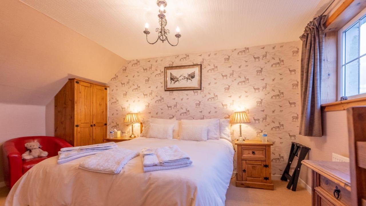 Benview Bed And Breakfast & Luxury Lodge, Isle Of North Uist Paible Exterior photo