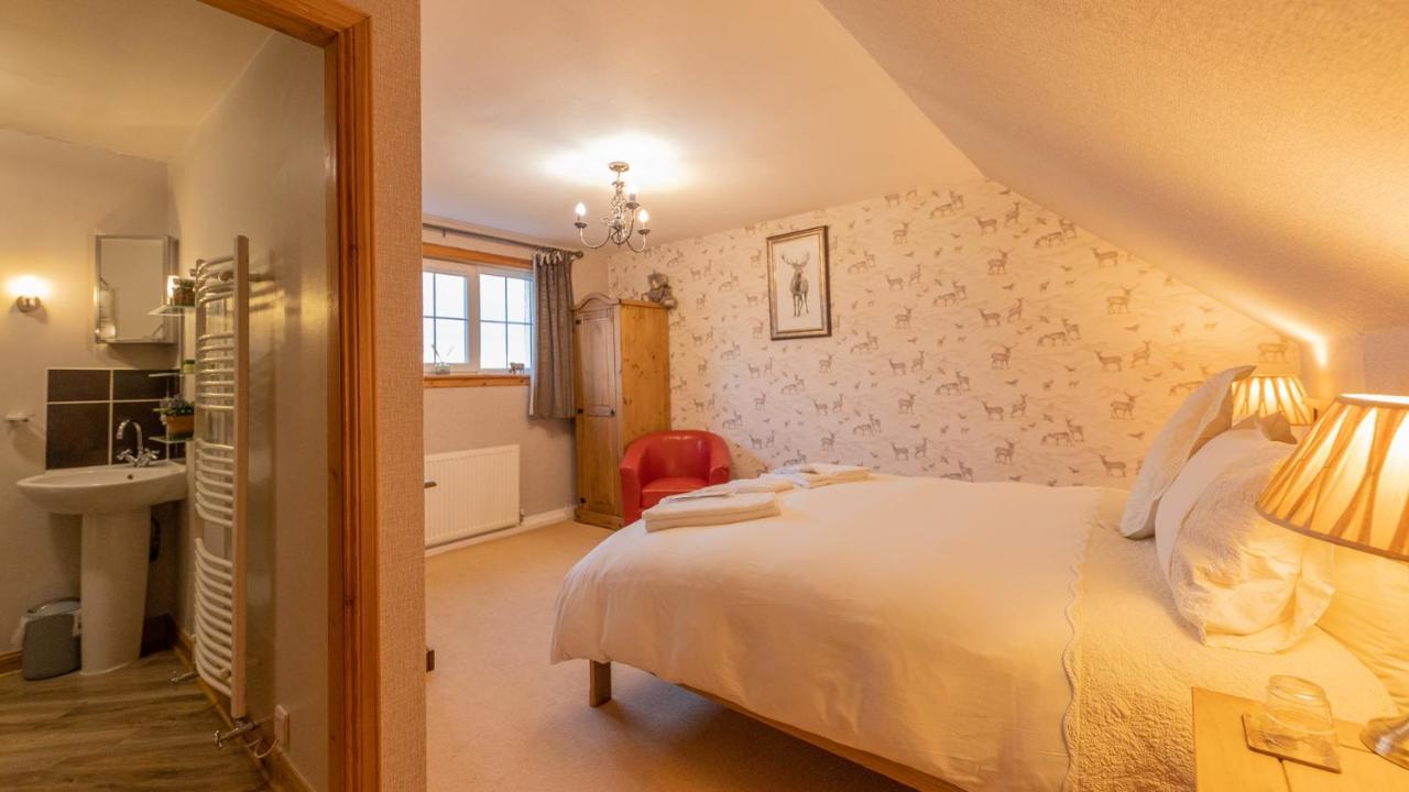 Benview Bed And Breakfast & Luxury Lodge, Isle Of North Uist Paible Exterior photo