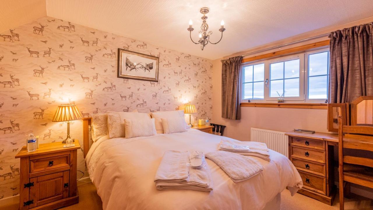 Benview Bed And Breakfast & Luxury Lodge, Isle Of North Uist Paible Exterior photo